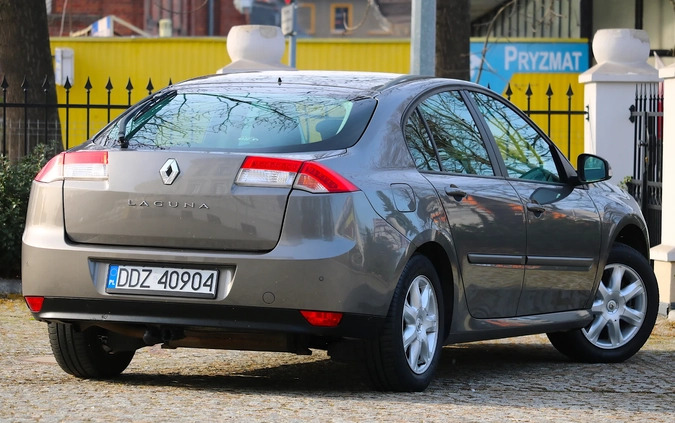 Renault Laguna cena 18800 przebieg: 177098, rok produkcji 2009 z Dzierżoniów małe 667